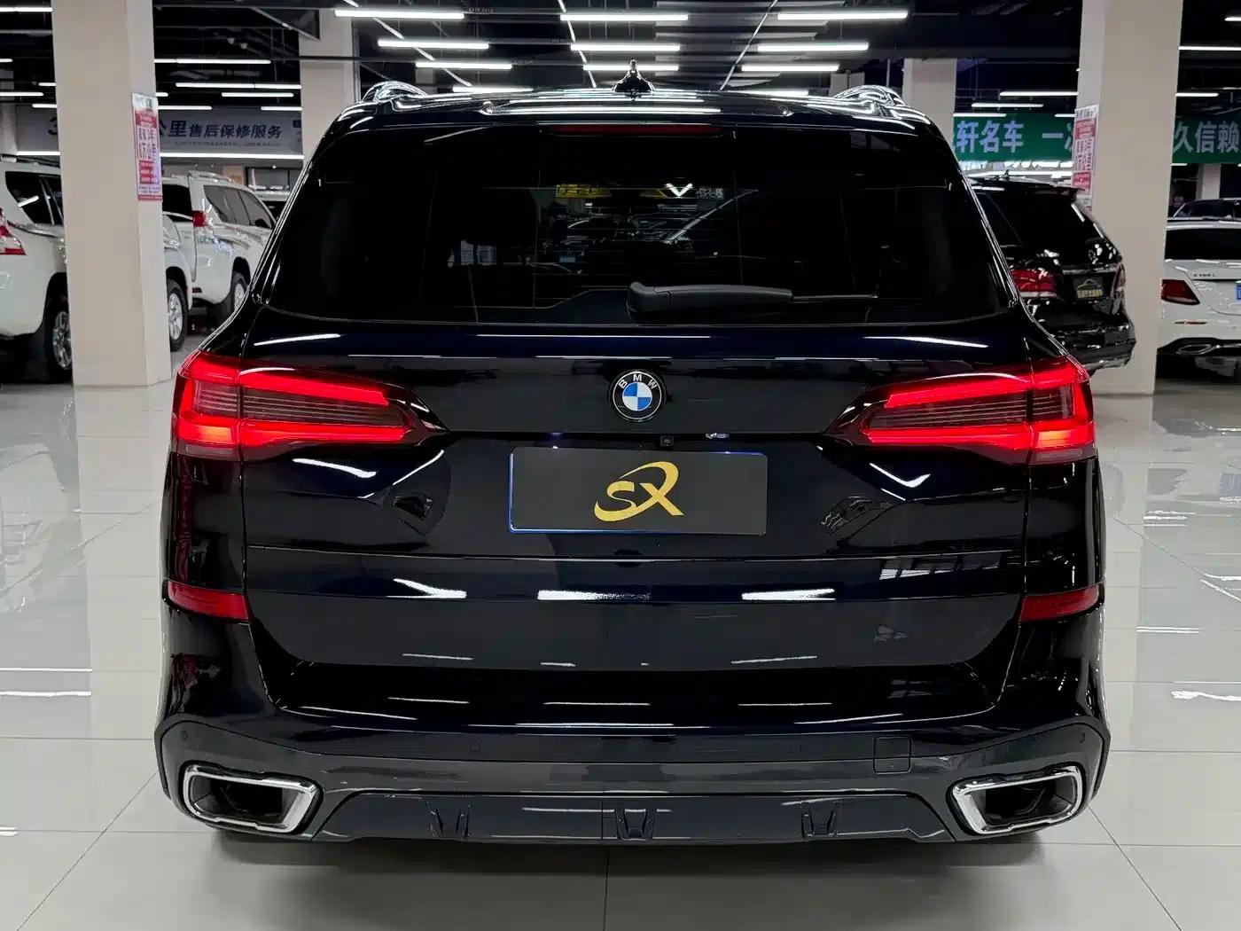 BMW X5 2022 xDrive 30Li Luxury M Sport Package — миниатюра 5