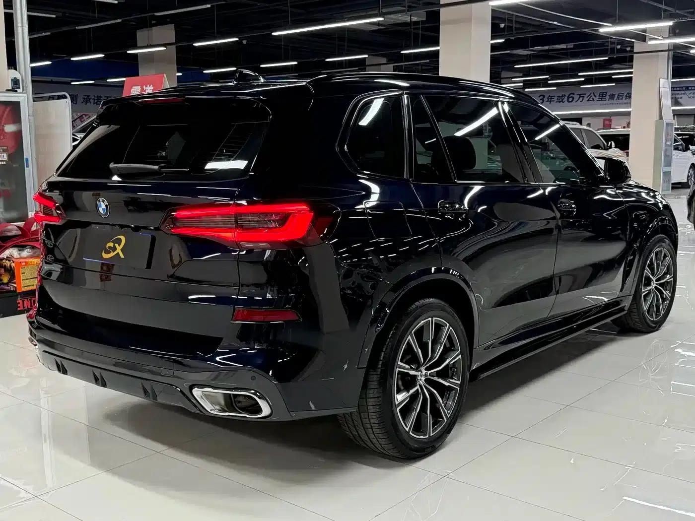 BMW X5 2022 xDrive 30Li Luxury M Sport Package — миниатюра 6
