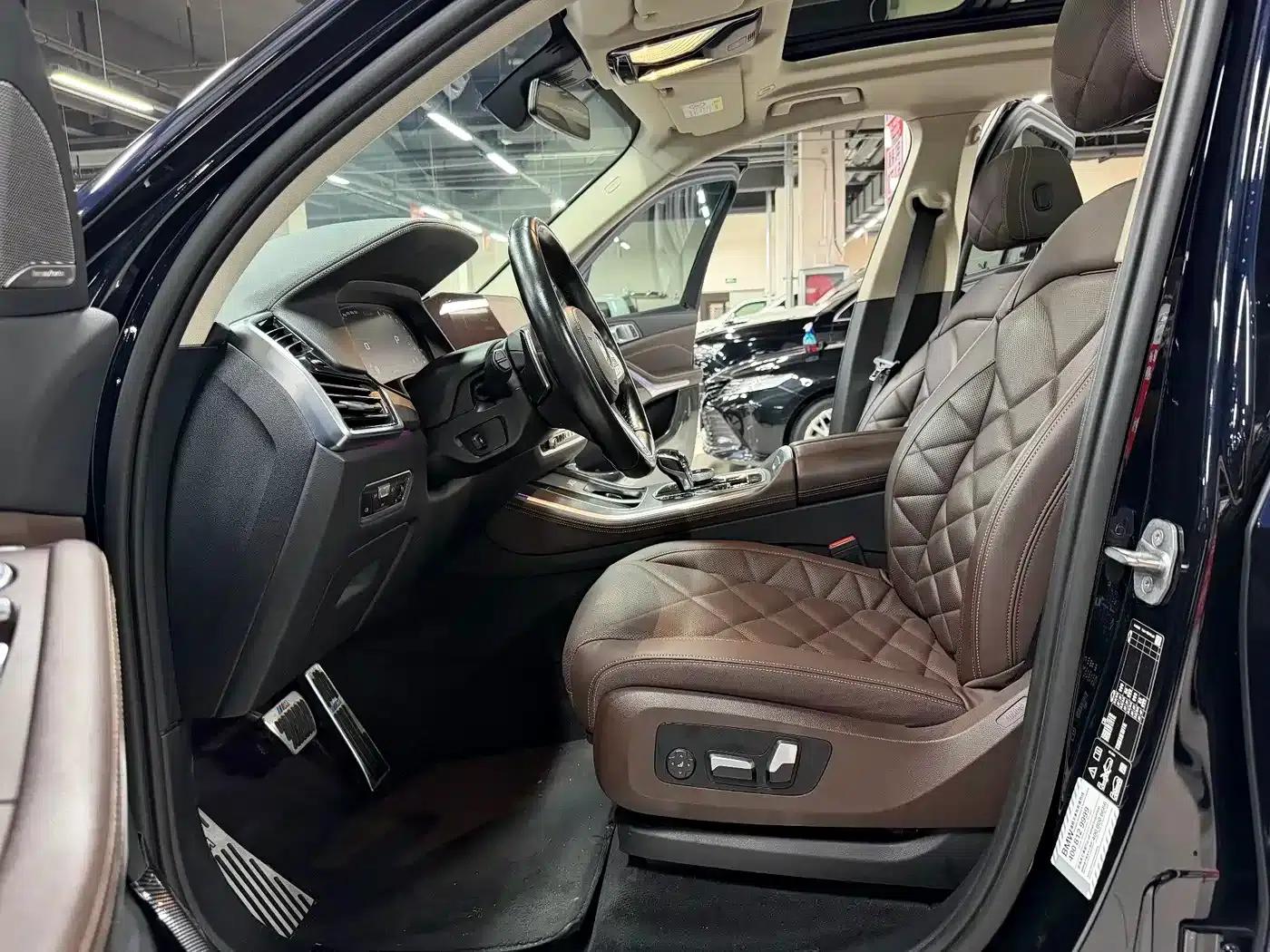 BMW X5 2022 xDrive 30Li Luxury M Sport Package — миниатюра 8