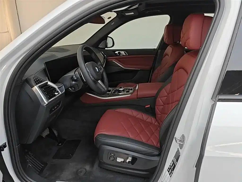 BMW X5 2025 xDrive 30Li M Sport Shadow Edition — миниатюра 7