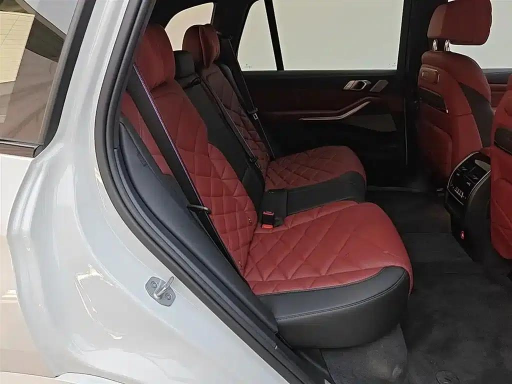 BMW X5 2025 xDrive 30Li M Sport Shadow Edition — миниатюра 10