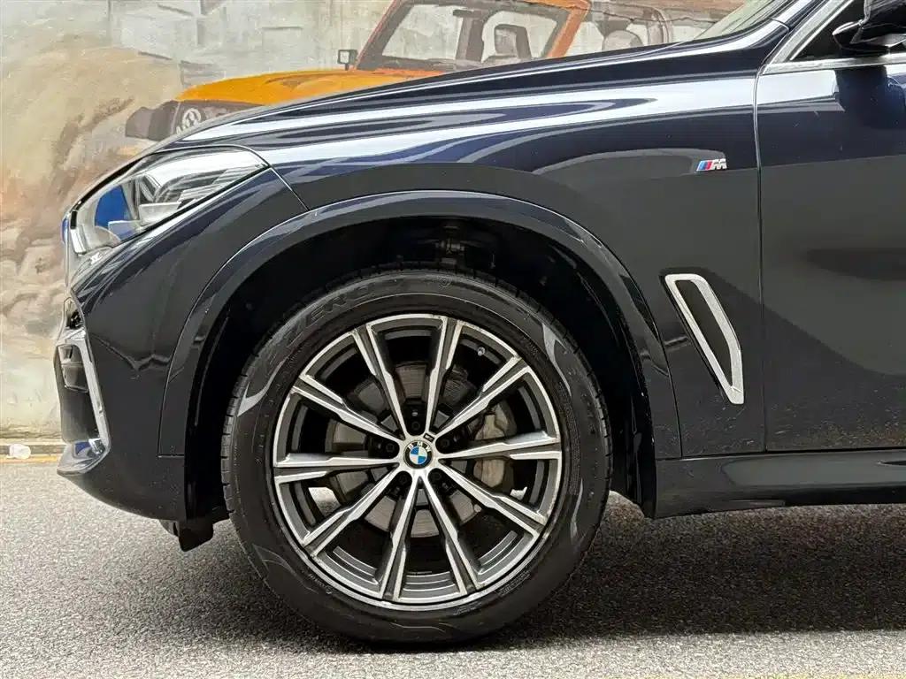 BMW X5 2022 xDrive 30Li M Sport Package — миниатюра 6