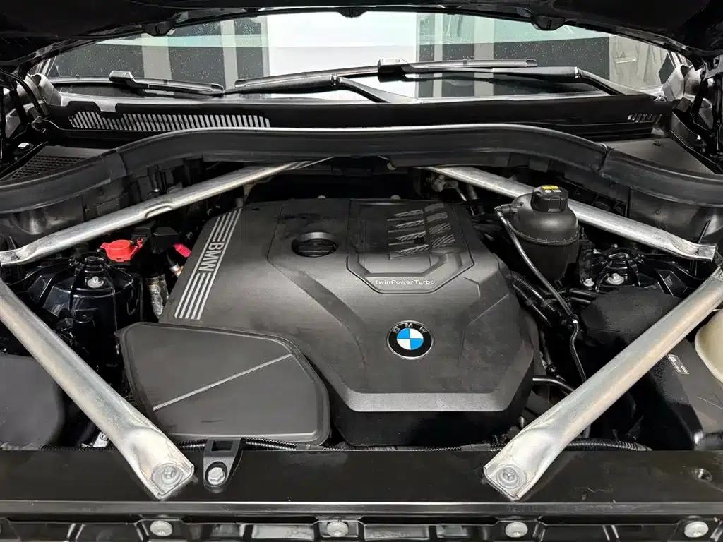 BMW X5 2022 xDrive 30Li M Sport Package — миниатюра 7