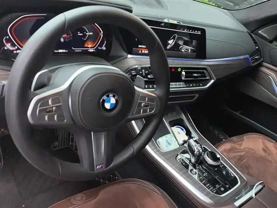 BMW X5 2022 xDrive 40Li M Sport Package — миниатюра 12