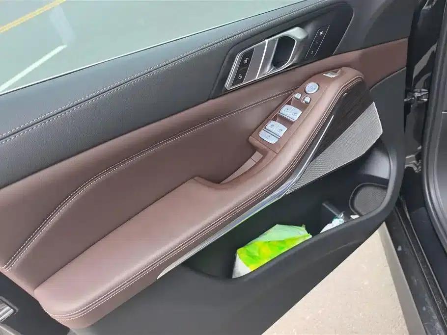 BMW X5 2022 xDrive 40Li M Sport Package — миниатюра 7