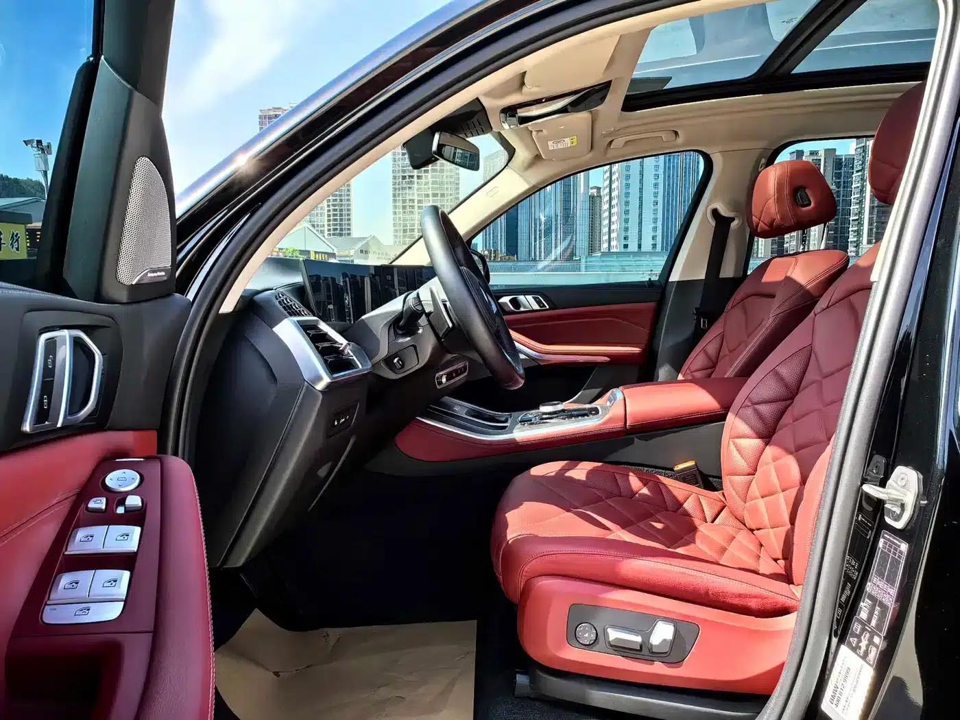 BMW X5 2023 xDrive 30Li M Sport Shadow Edition — миниатюра 4