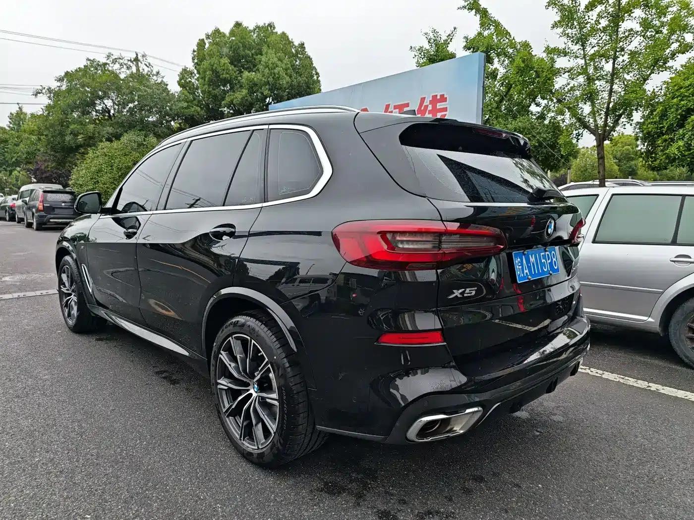 BMW X5 2022 Facelift xDrive 30Li M Sport Package — миниатюра 14