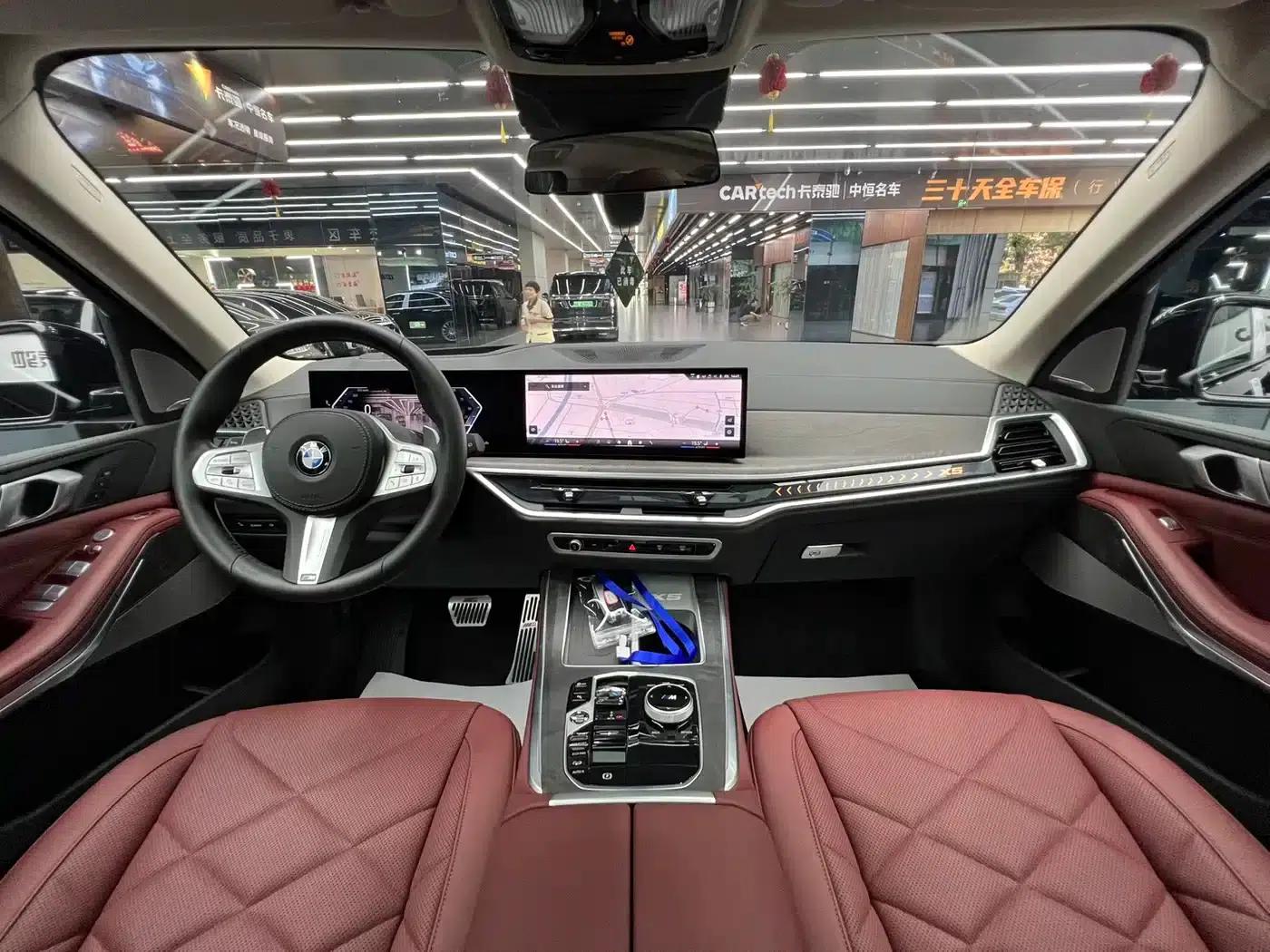 BMW X5 2025 xDrive 30Li M Sport Shadow Edition — миниатюра 5