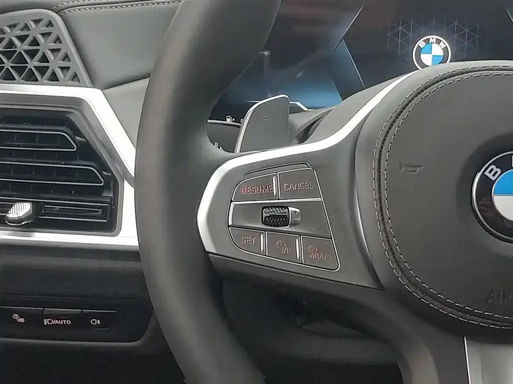 BMW X5 2025 xDrive 30Li M Sport Shadow Edition — миниатюра 14
