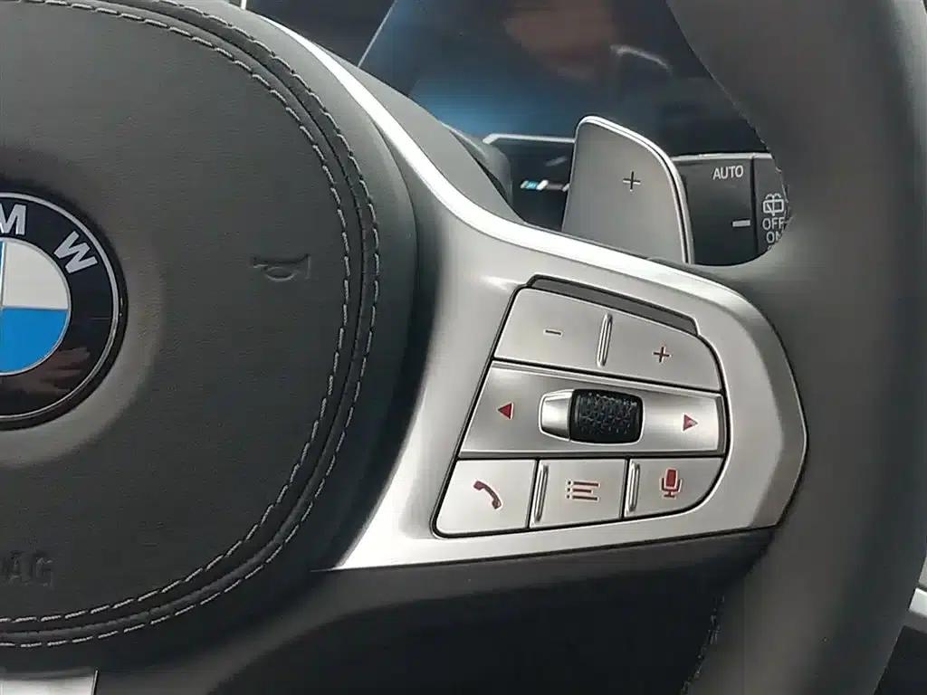 BMW X5 2025 xDrive 30Li M Sport Shadow Edition — миниатюра 15