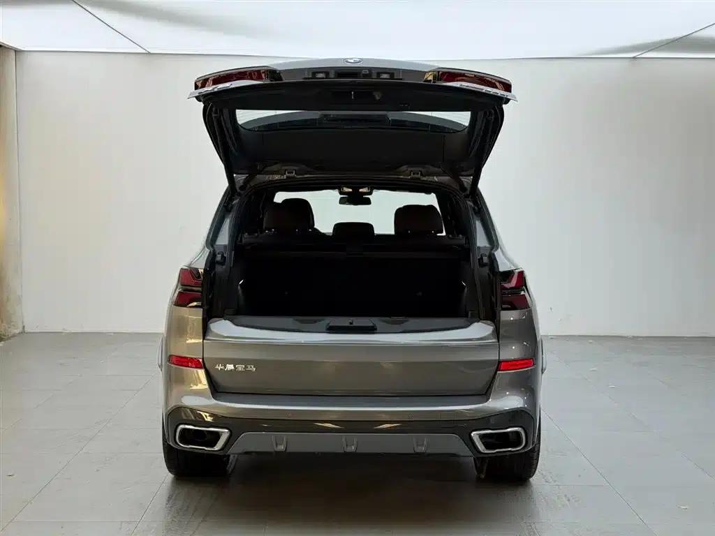 BMW X5 2025 xDrive 30Li M Sport Shadow Edition — миниатюра 6