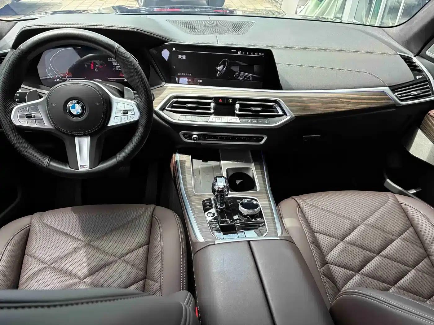 BMW X5 2022 Facelift xDrive 40Li M Sport Package — миниатюра 11