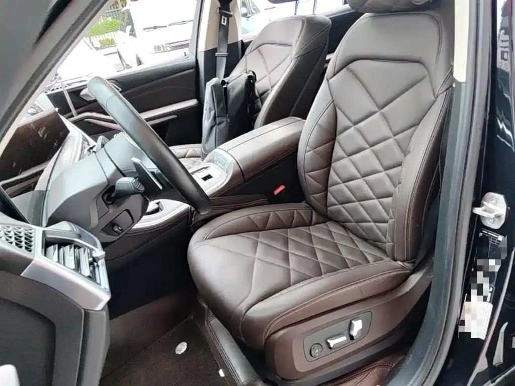 BMW X5 2023 xDrive 30Li Luxury M Sport Package — миниатюра 15