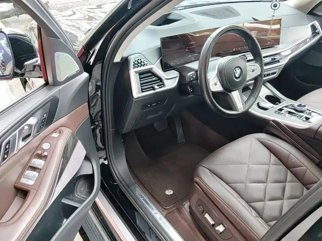 BMW X5 2023 xDrive 30Li Luxury M Sport Package — миниатюра 16