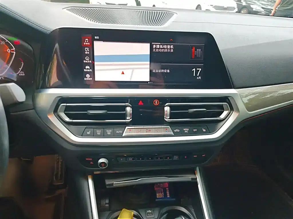 BMW 4 Series 2022 Facelift II 430i M Sport Shadow Edition — миниатюра 9