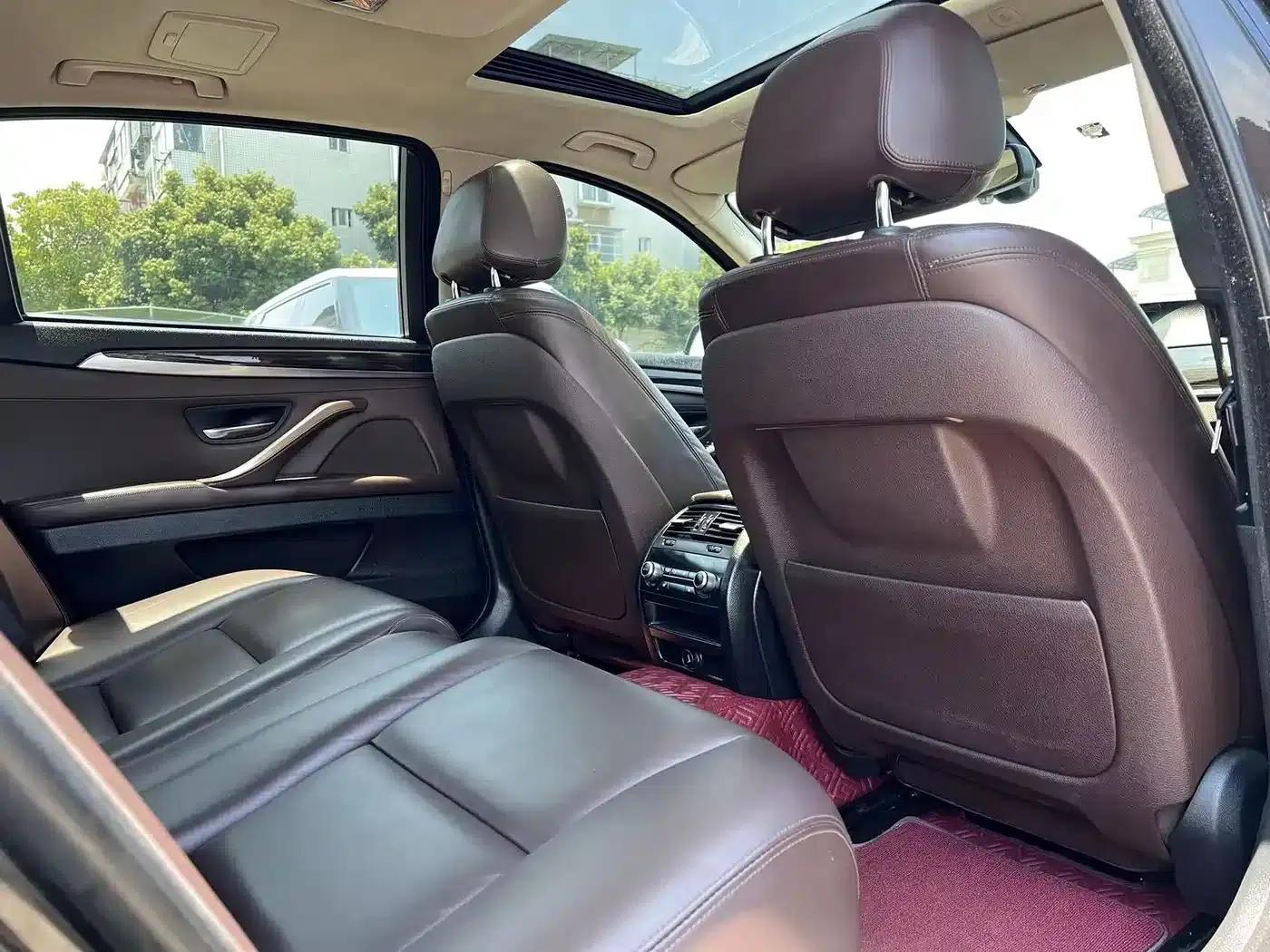 BMW 5 Series PHEV 2017 530Le — миниатюра 17