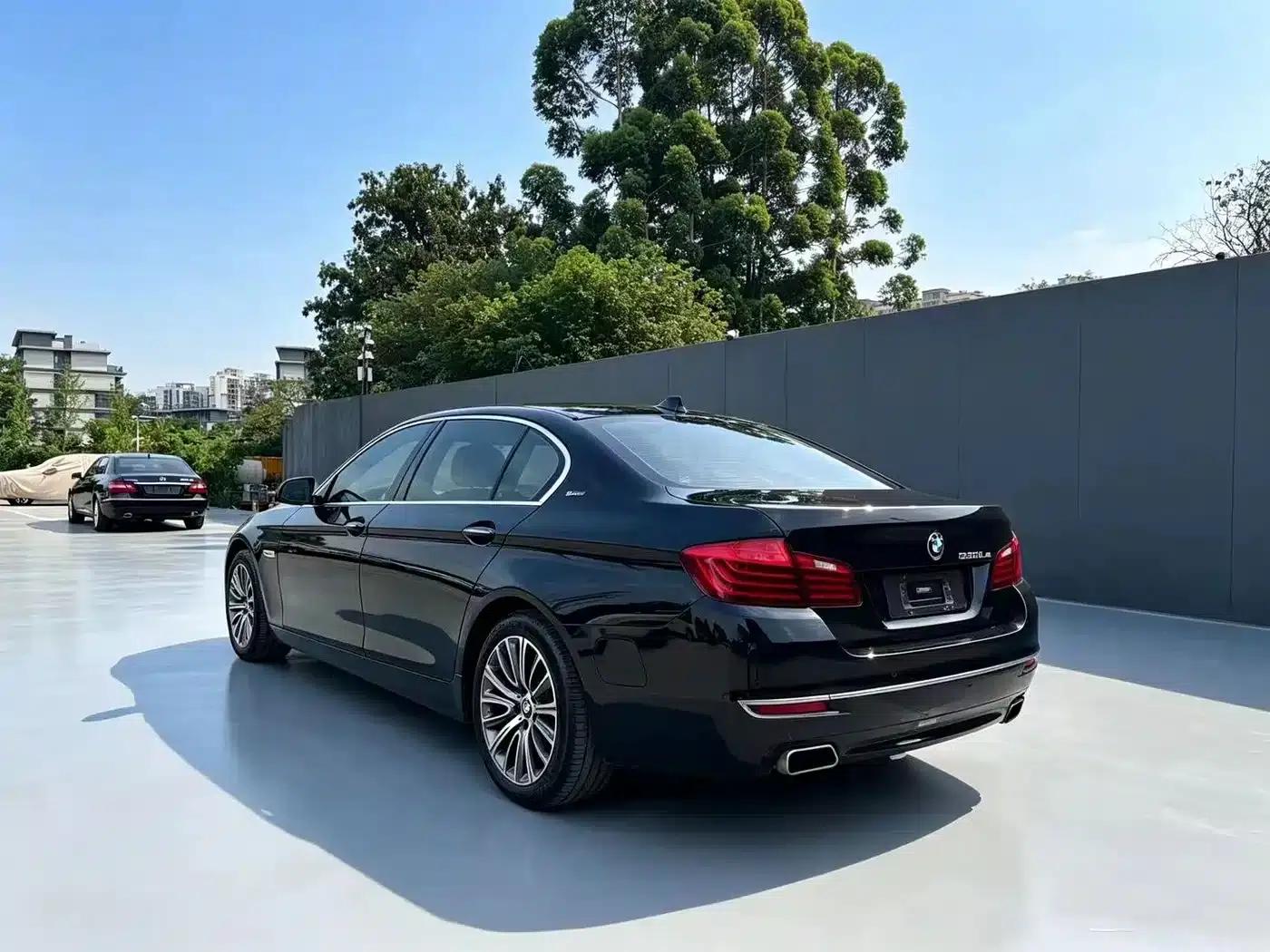 BMW 5 Series PHEV 2017 530Le — миниатюра 6