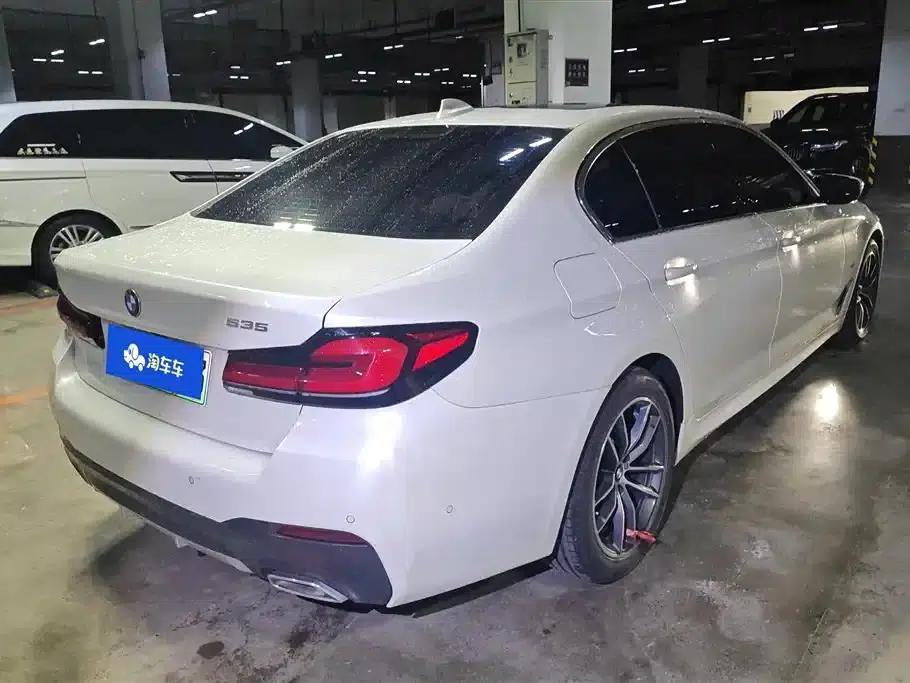 BMW 5 Series PHEV 2021 535Le M Sport Package — миниатюра 3