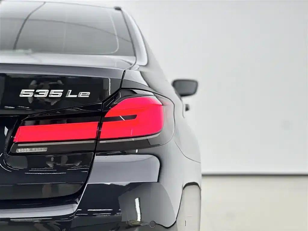 BMW 5 Series PHEV 2021 Facelift 535Le M Sport Package — миниатюра 16
