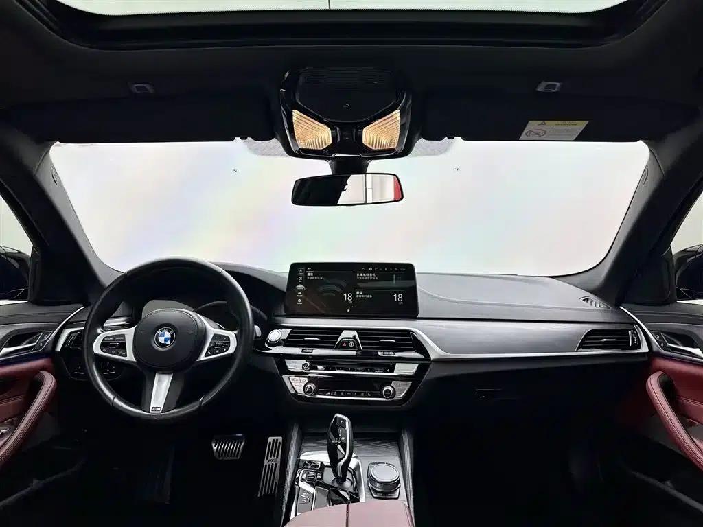 BMW 5 Series PHEV 2021 Facelift 535Le M Sport Package — миниатюра 8
