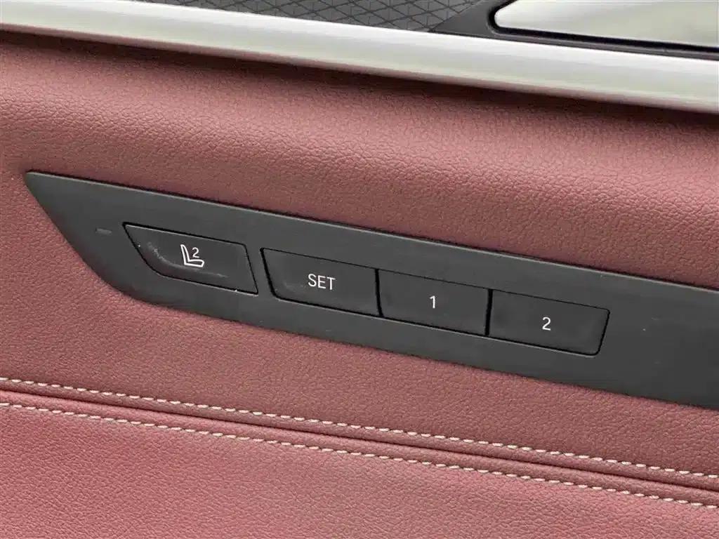 BMW 5 Series PHEV 2021 535Le Pioneer Edition M Sport Package — миниатюра 16