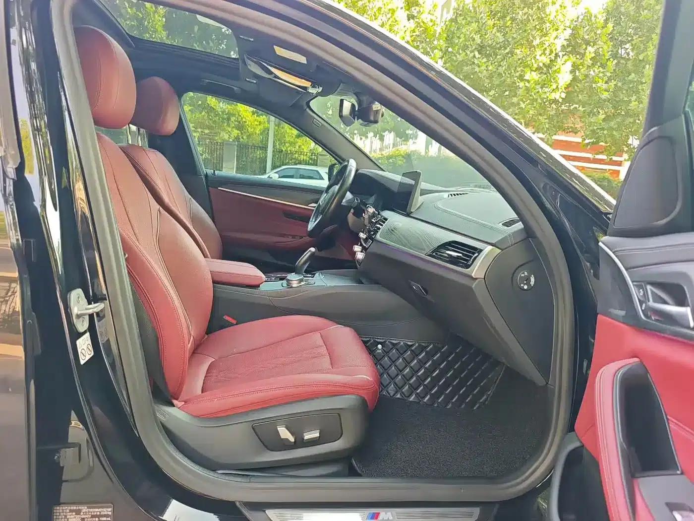 BMW 5 Series PHEV 2021 535Le M Sport Package — миниатюра 4