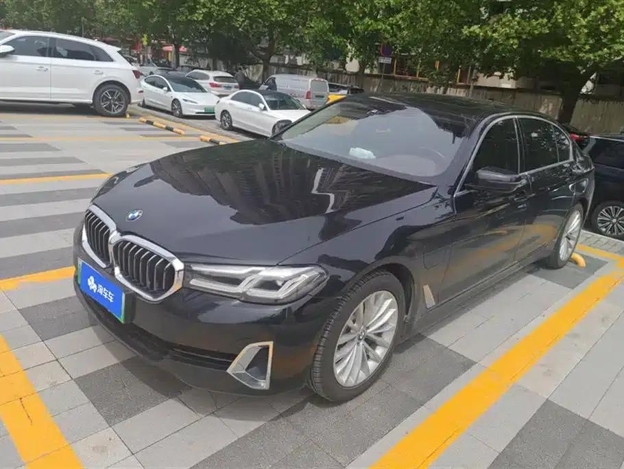 BMW 5 Series PHEV 2021 535Le Luxury Package — миниатюра 1