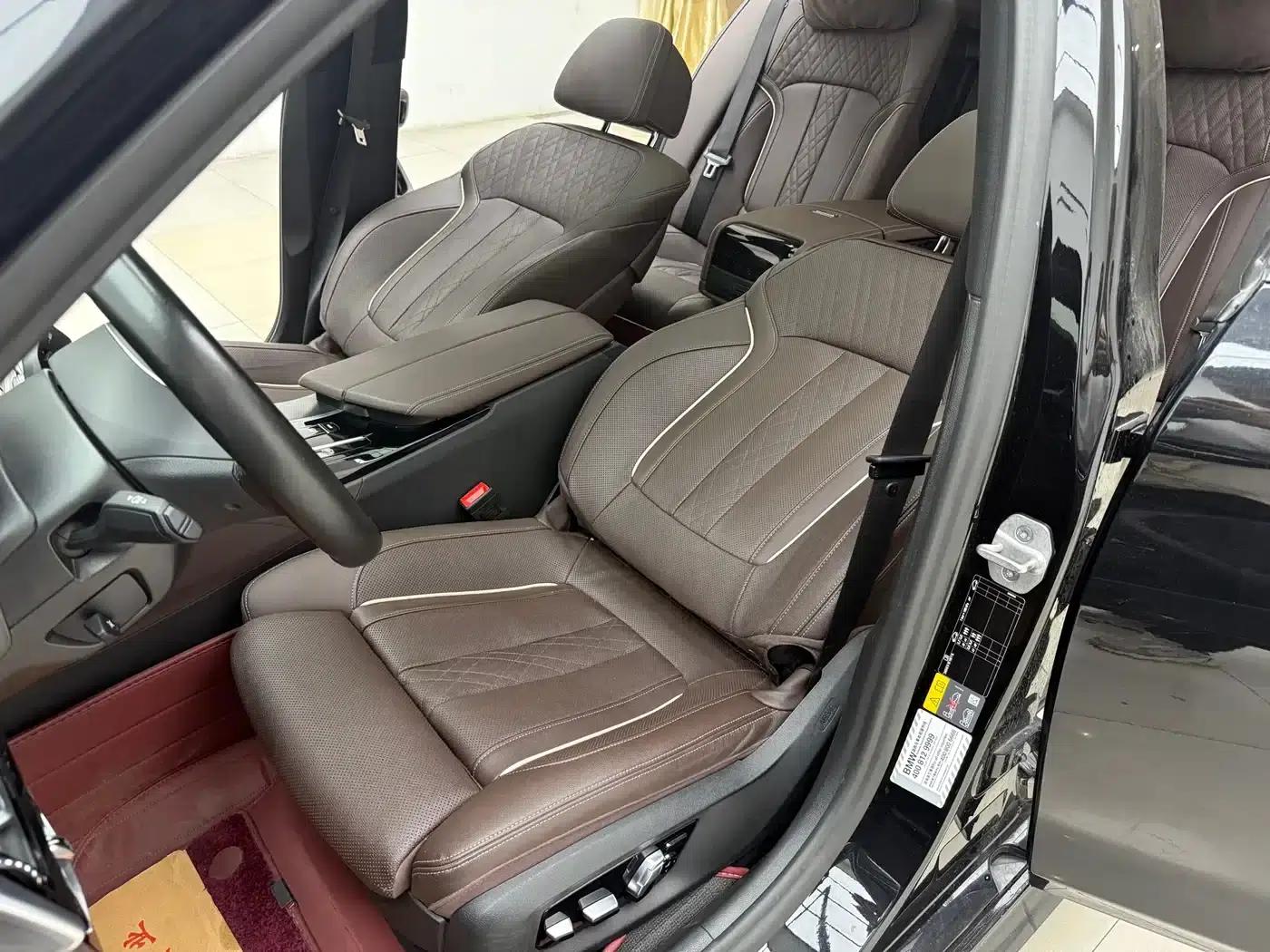 BMW 5 Series PHEV 2021 535Le Pioneer Edition M Sport Package — миниатюра 10