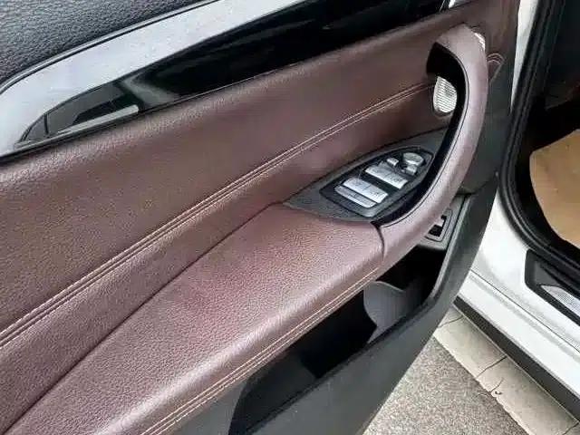2021 BMW X2 Facelift sDrive25i M Sport Package — миниатюра 10