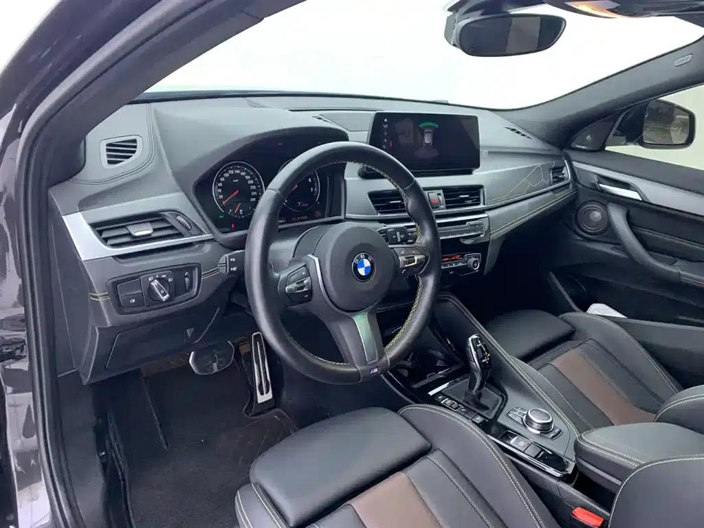 BMW X2 2023 xDrive 25i Shining Edition — миниатюра 16