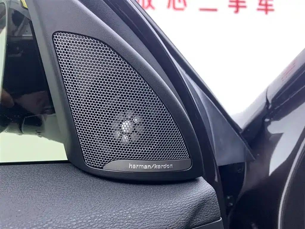 BMW X2 2023 xDrive 25i Shining Edition — миниатюра 31
