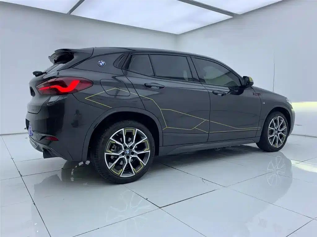 BMW X2 2023 xDrive 25i Shining Edition — миниатюра 5