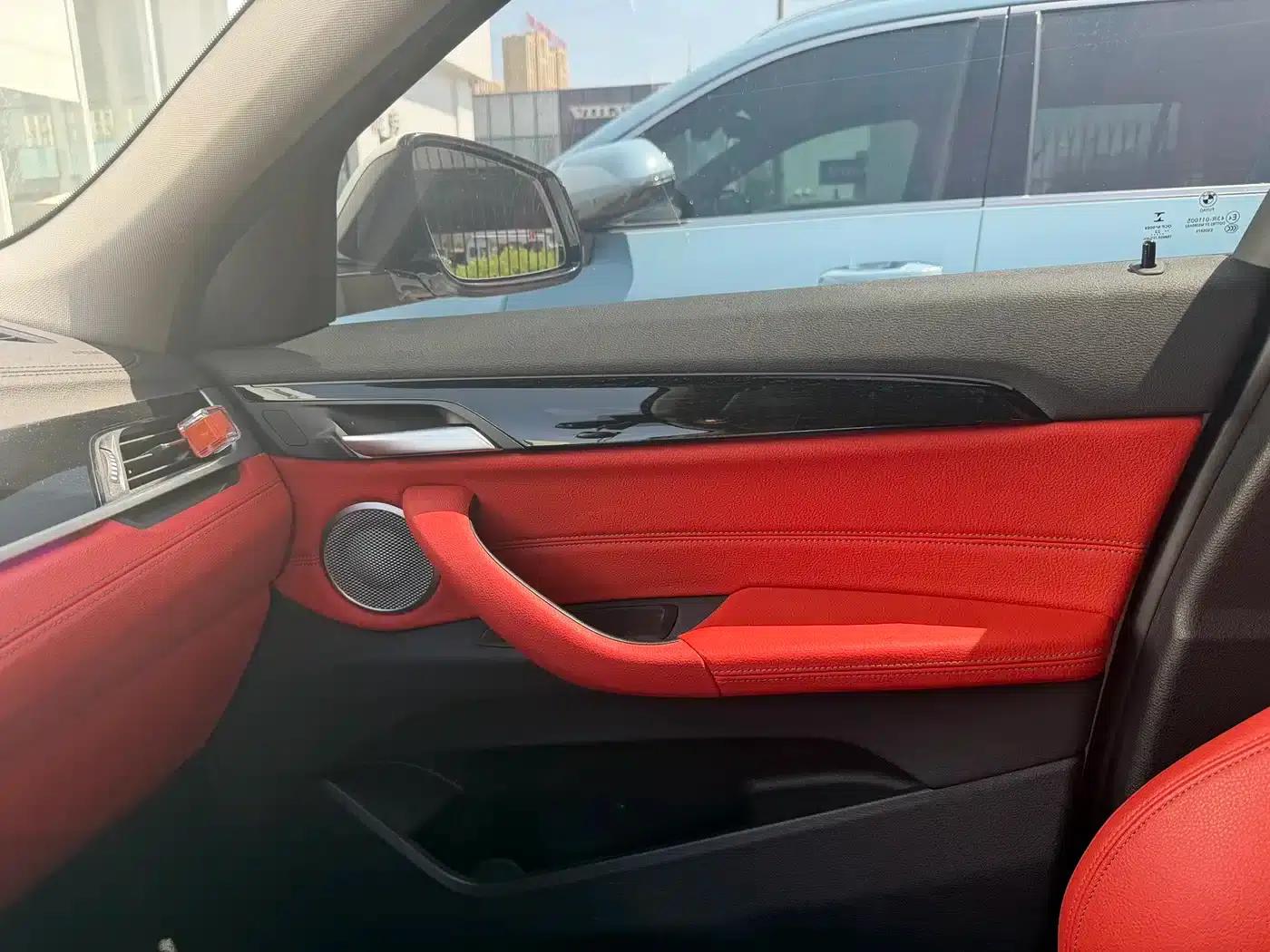 BMW X2 2022 sDrive25i M Sport Package — миниатюра 10