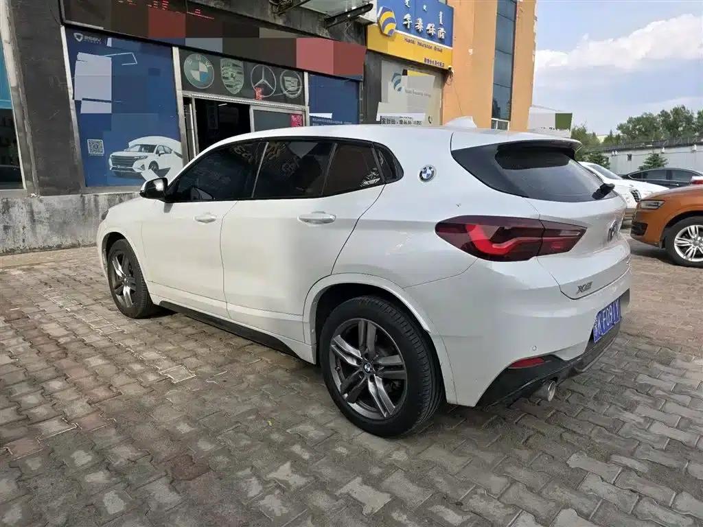 BMW X2 2022 sDrive25i M Sport Package — миниатюра 4