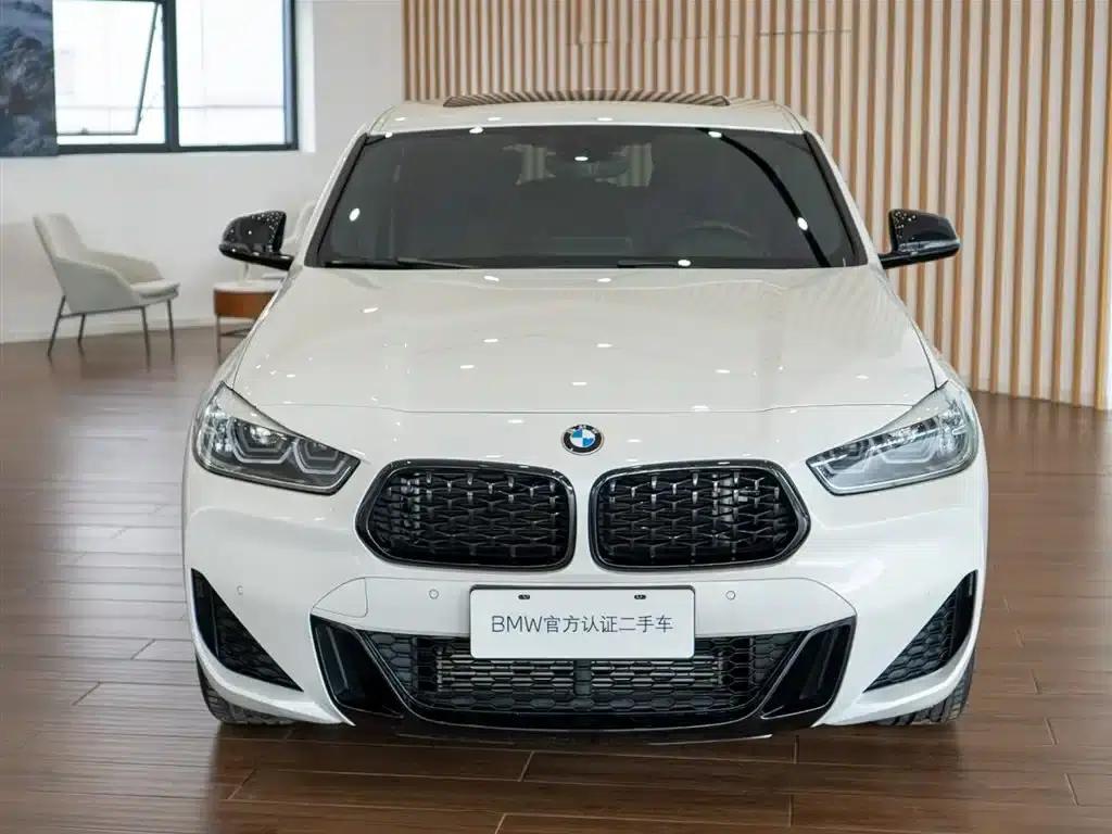 BMW X2 2022 sDrive25i Shadow Edition — миниатюра 3