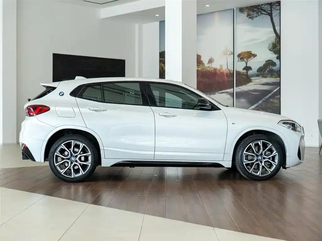 BMW X2 2022 sDrive25i Shadow Edition — миниатюра 5