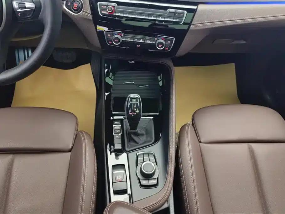 BMW X2 2020 sDrive25i Leading M Sport Package — миниатюра 16