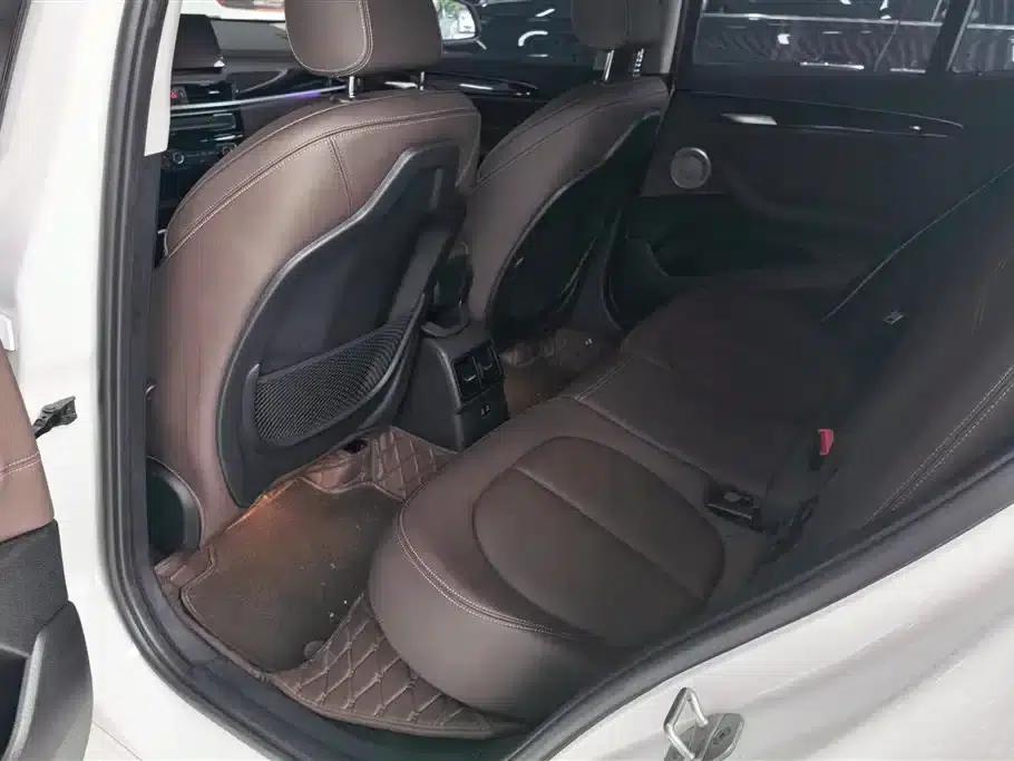 BMW X2 2022 sDrive25i M Sport Package — миниатюра 11