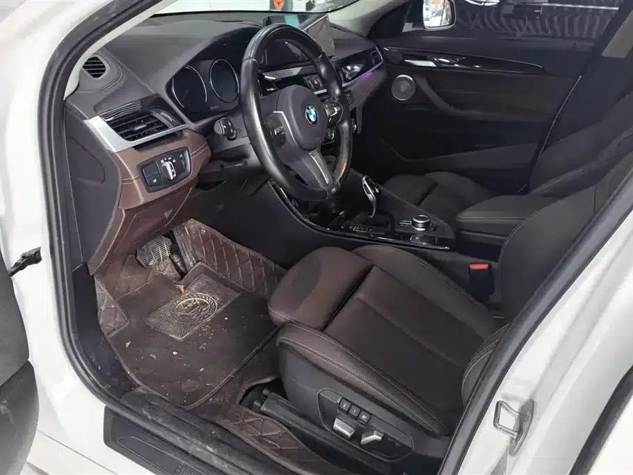 BMW X2 2022 sDrive25i M Sport Package — миниатюра 9