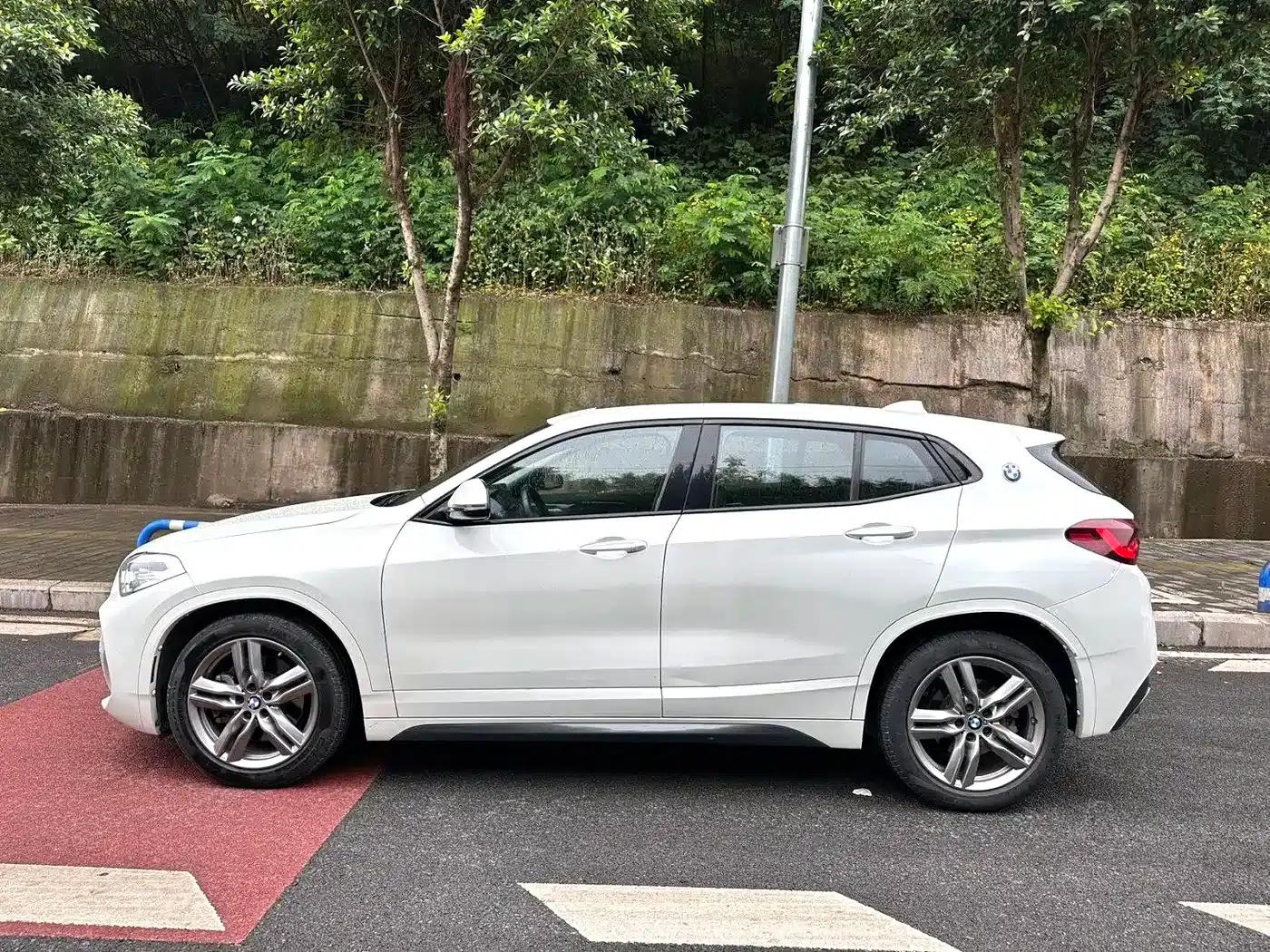 2021 BMW X2 xDrive25i M Sport Package — миниатюра 14