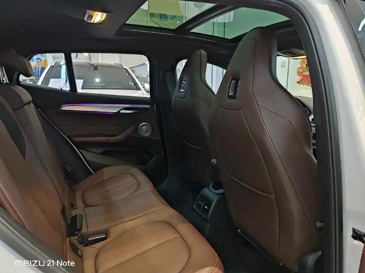 BMW X2 2021 Facelift sDrive25i Shadow Edition — миниатюра 12