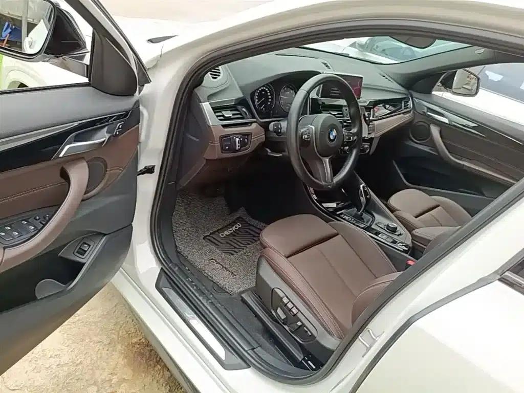 BMW X2 2020 sDrive25i Leading M Sport Package — миниатюра 16