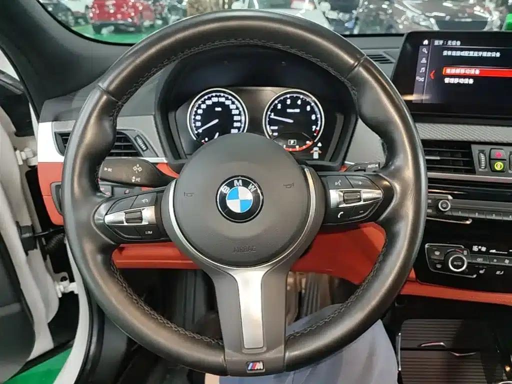 2021 BMW X2 xDrive25i M Sport Package — миниатюра 11