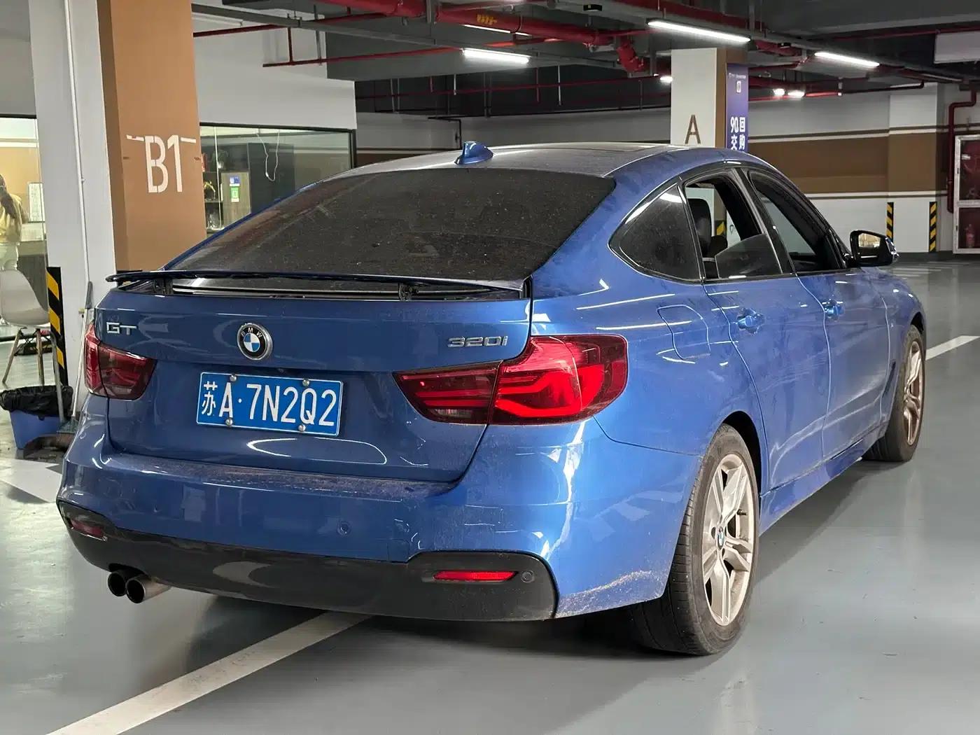 2019 BMW 3 Series GT 320i M Sport Package — миниатюра 5