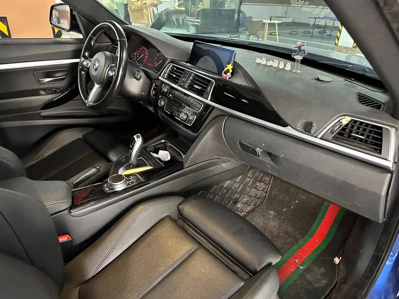2019 BMW 3 Series GT 320i M Sport Package — миниатюра 10