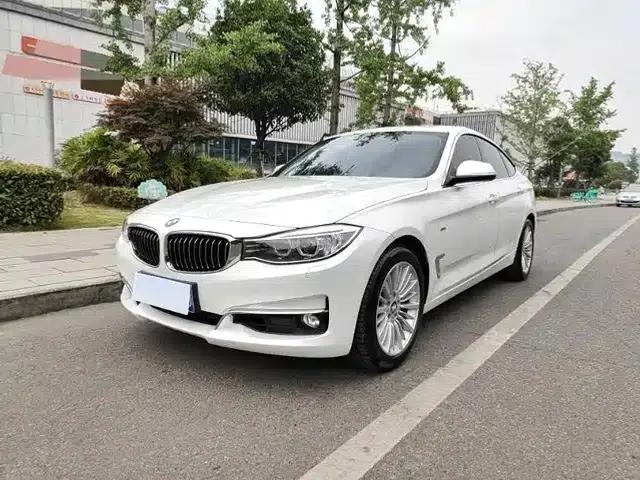 BMW 3 Series GT 2013 320i Luxury Design Package