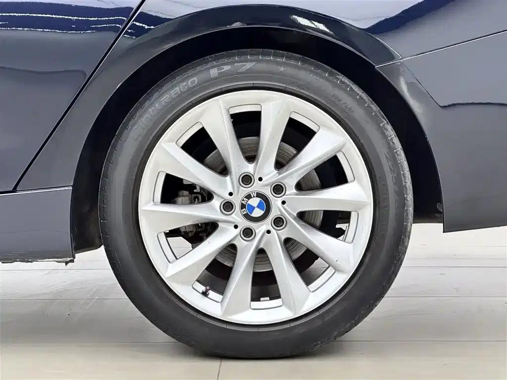 BMW 3 Series GT 2019 320i Fashion Edition — миниатюра 17
