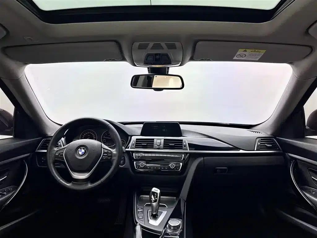 BMW 3 Series GT 2019 320i Fashion Edition — миниатюра 8
