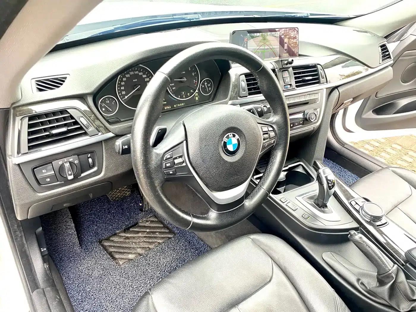 2014 BMW 3 Series GT 328i Design Package — миниатюра 10