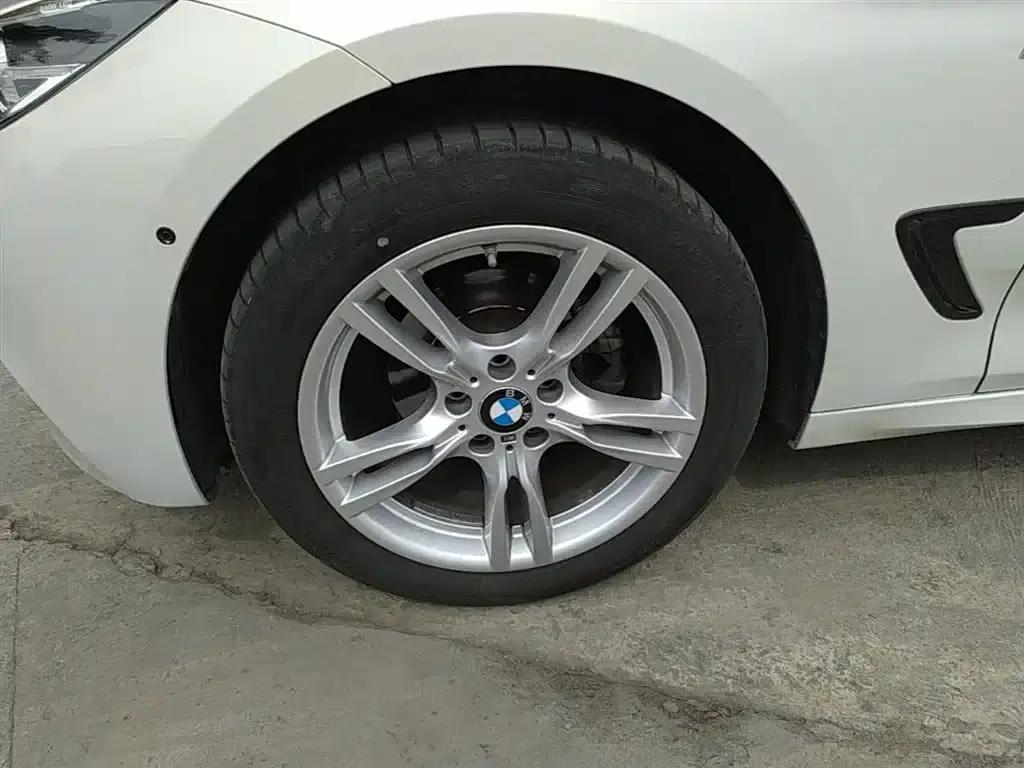 2019 BMW 3 Series GT 320i M Sport Package — миниатюра 23